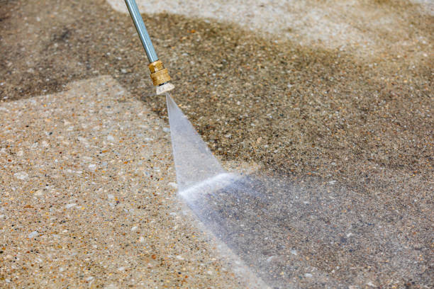 Best Factory Floor Cleaning  in River Falls, WI